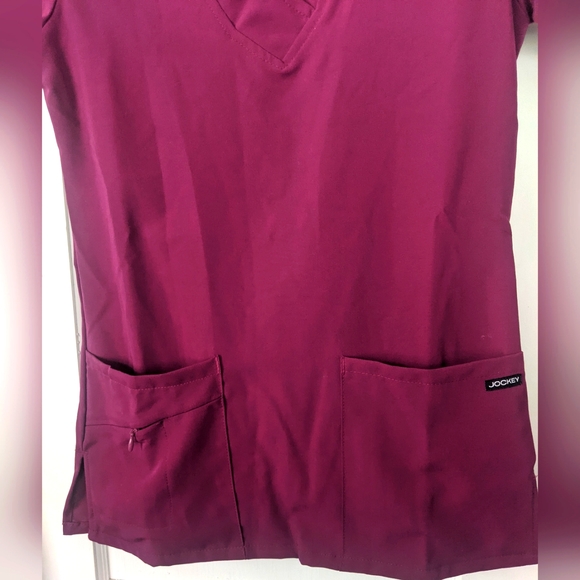 Jockey Women's Classic Fit Tri Blend Solid Scrub Top - Picture 3 of 9